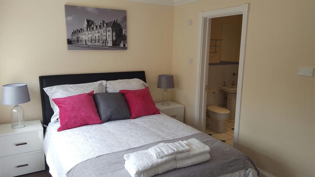 Great Mead Rooms Oxford Bagian luar foto