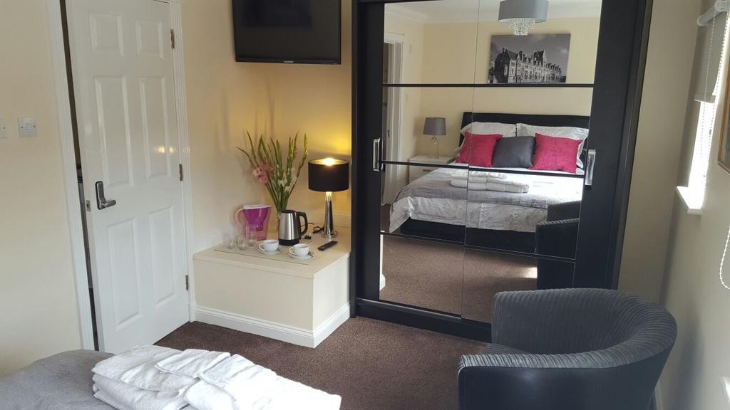 Great Mead Rooms Oxford Bagian luar foto