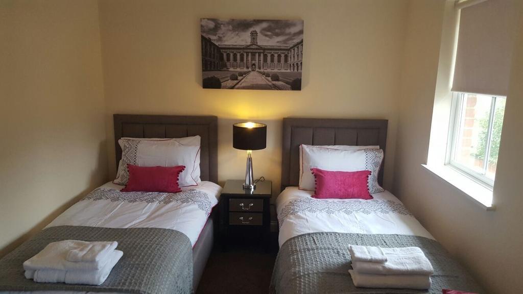 Great Mead Rooms Oxford Bagian luar foto