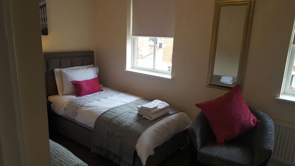 Great Mead Rooms Oxford Bagian luar foto